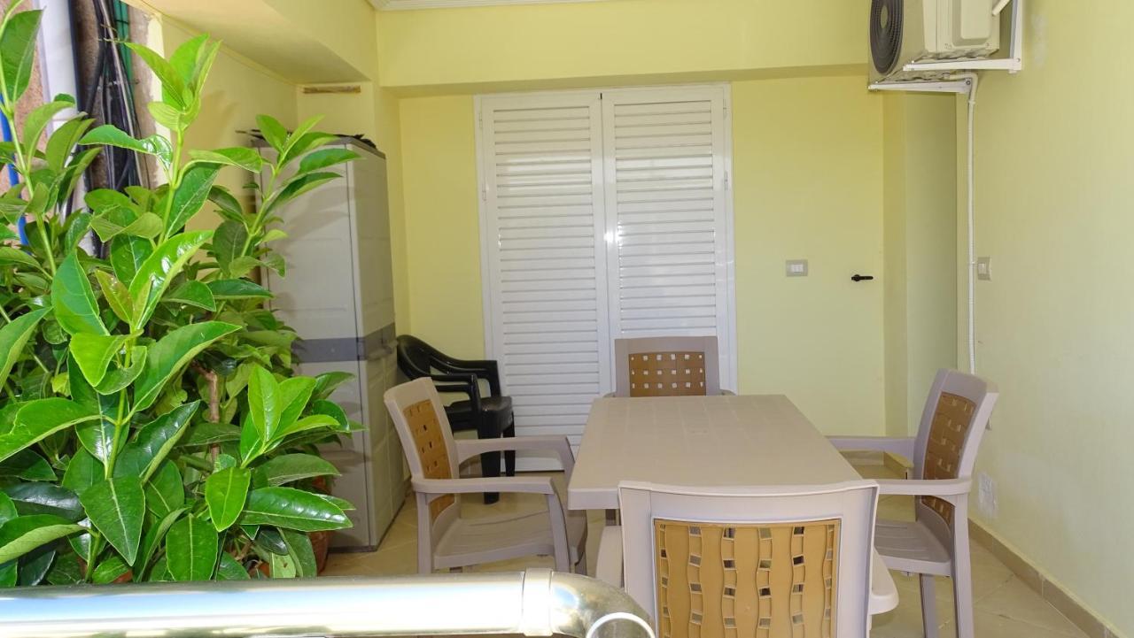 Cozy Central Apartment Ksamil Eksteriør bilde